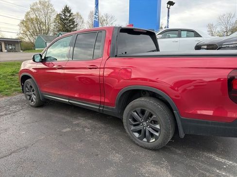 Used 2023 Honda Ridgeline Sport image 4
