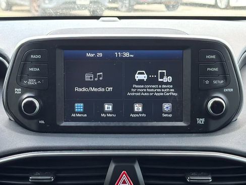 Used 2020 Hyundai Santa Fe SE image 23