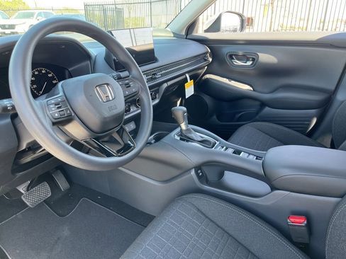 New 2026 Honda HR-V LX image 10