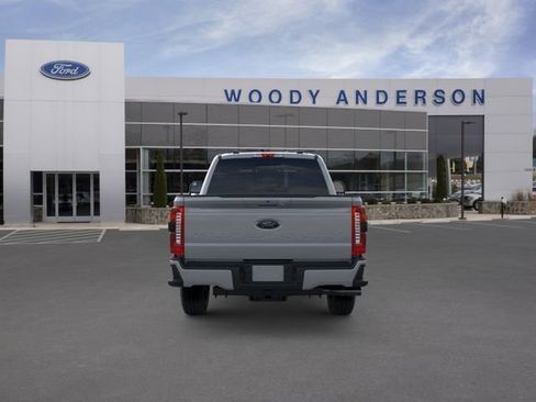 New 2026 Ford F250 XLT w/ XLT Premium Package AWD/4WD image 5