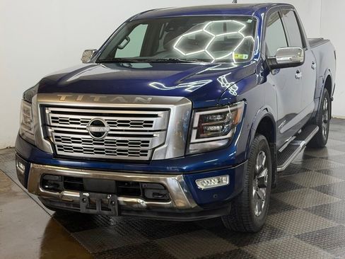 Used 2024 Nissan Titan Platinum Reserve w/ Moonroof Package image 9