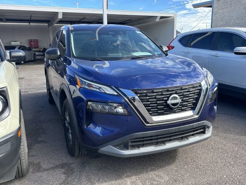 Used 2023 Nissan Rogue S FWD image 5