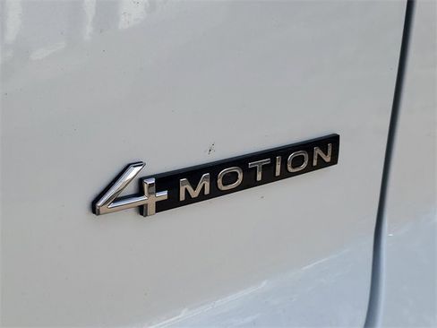 New 2026 Volkswagen Atlas Cross Sport SE image 7