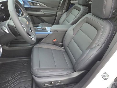 New 2026 Chevrolet Equinox EV LT image 33