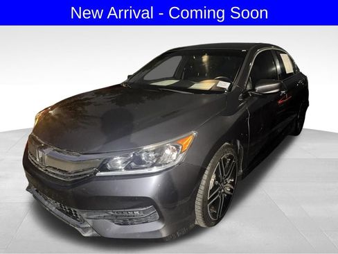Used 2017 Honda Accord Sport image 1