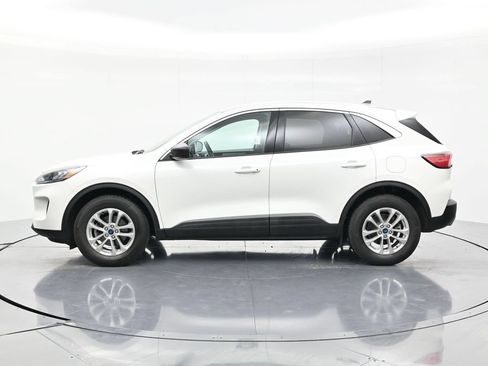 Used 2022 Ford Escape SE w/ Cold Weather Package AWD/4WD image 8