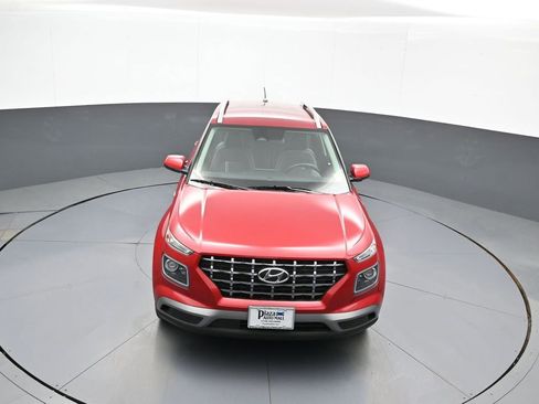 Certified 2023 Hyundai Venue Limited FWD image 34