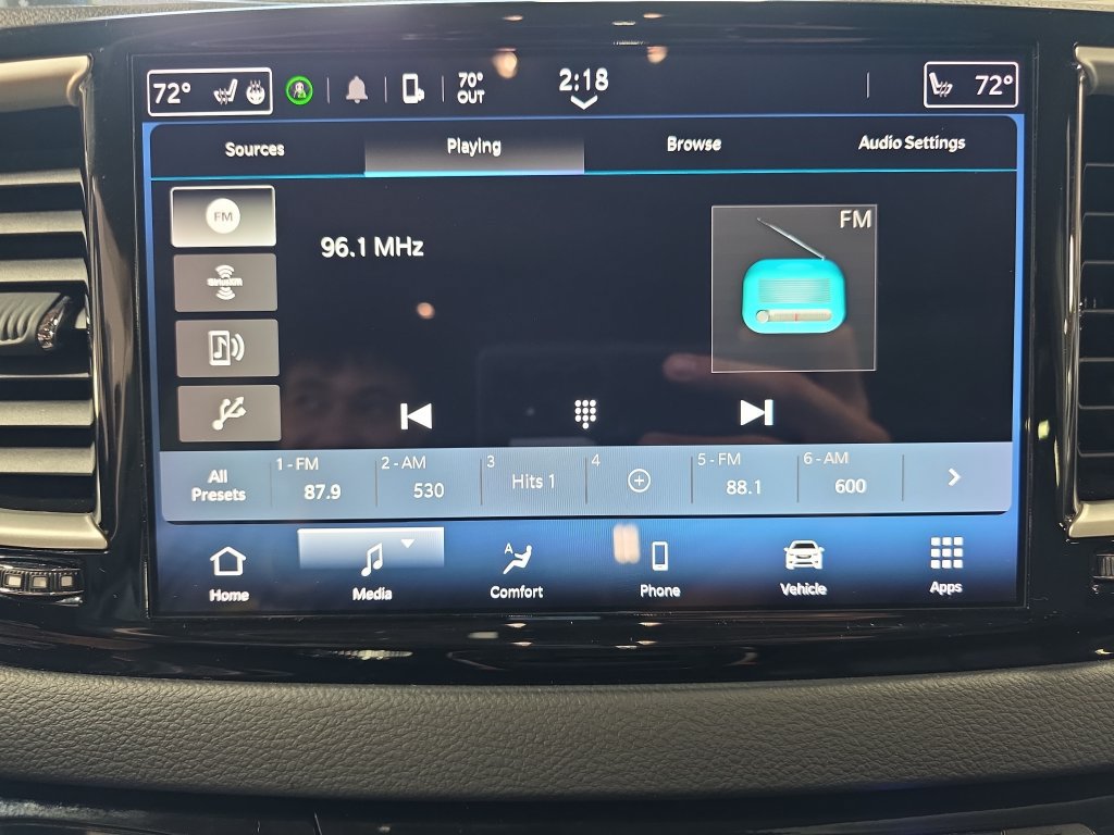 Used 2023 Chrysler Pacifica Touring-L FWD image 24