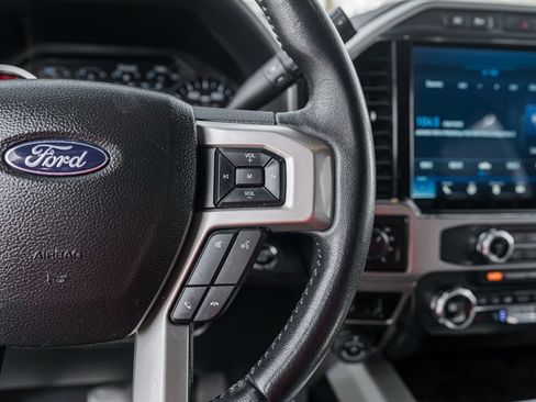 Used 2022 Ford F250 Lariat w/ Black Appearance Package image 27