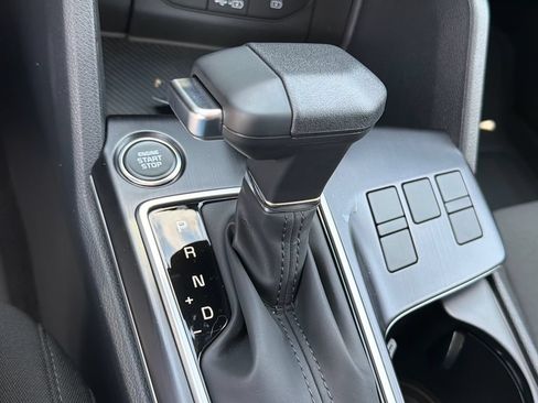 New 2026 Kia Sportage LX FWD image 22