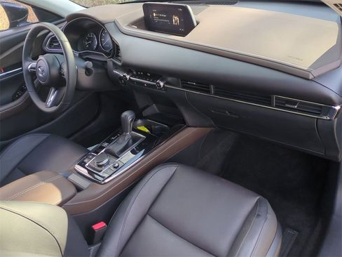 Certified 2025 MAZDA CX-30 AWD 2.5 S w/ Premium Package image 30