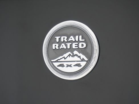 Used 2018 Jeep Wrangler Unlimited Sport S image 9