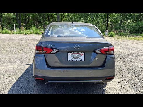 Used 2025 Nissan Versa S w/ Trunk Package FWD image 7