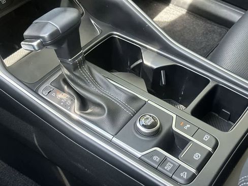 Certified 2025 Kia Sorento S w/ Panoramic Sunroof Package FWD image 21