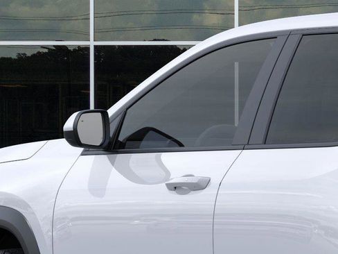 New 2026 Chevrolet Equinox LT image 12