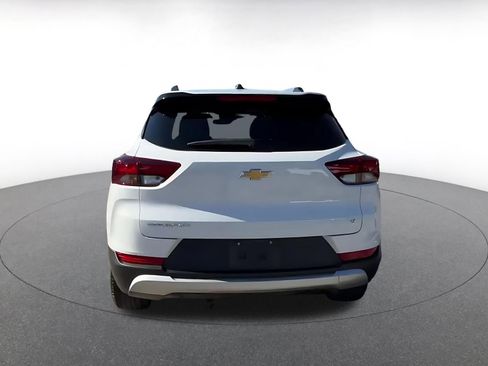 Used 2025 Chevrolet TrailBlazer LT image 12