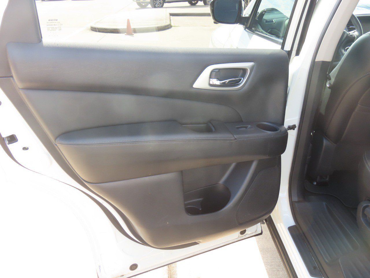 Used 2017 Nissan Pathfinder SL AWD/4WD image 20