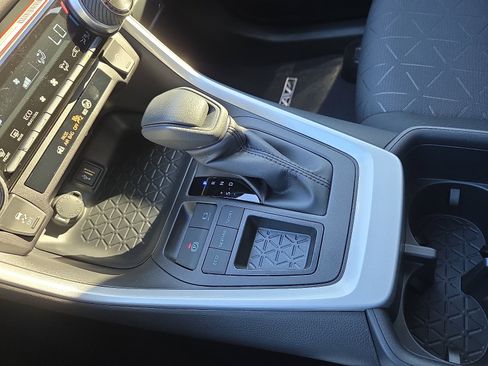 New 2025 Toyota RAV4 XLE image 15