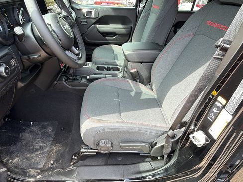 New 2026 Jeep Wrangler Unlimited Rubicon AWD/4WD image 15
