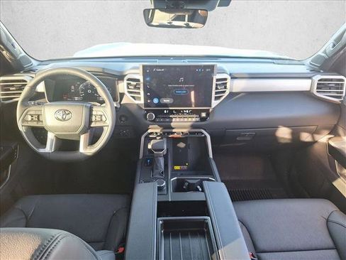 Used 2025 Toyota Tundra Limited image 17