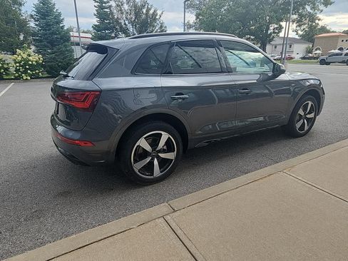 Used 2023 Audi Q5 2.0T Premium Plus w/ Premium Plus Package AWD/4WD image 10