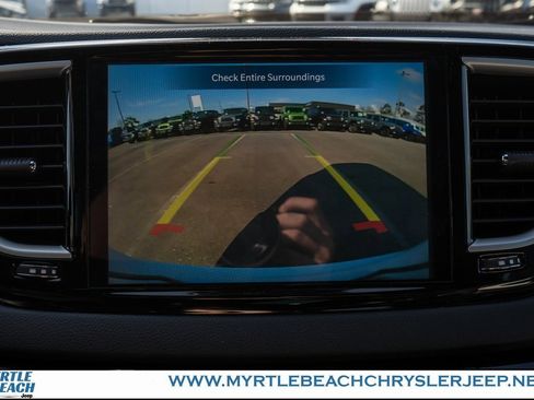 New 2025 Chrysler Voyager LX image 20