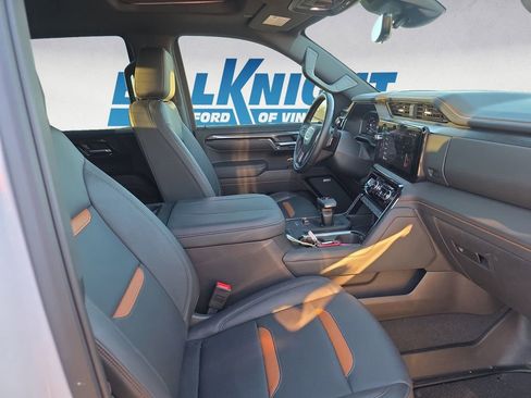 Used 2024 GMC Sierra 1500 AT4 w/ Technology Package image 15