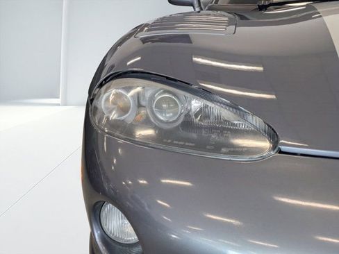 Used 2000 Dodge Viper GTS image 8