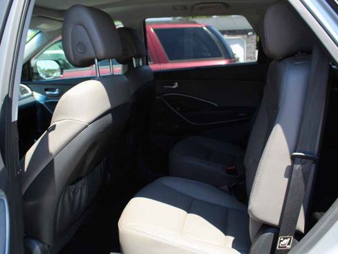 Used 2015 Hyundai Santa Fe Limited w/ Option Group 04 AWD/4WD image 28