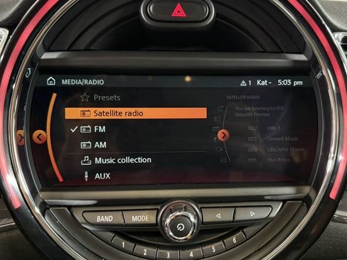 Used 2018 MINI Cooper Clubman FWD image 20
