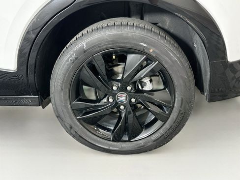 Used 2024 Buick Encore GX Sport Touring AWD/4WD image 11