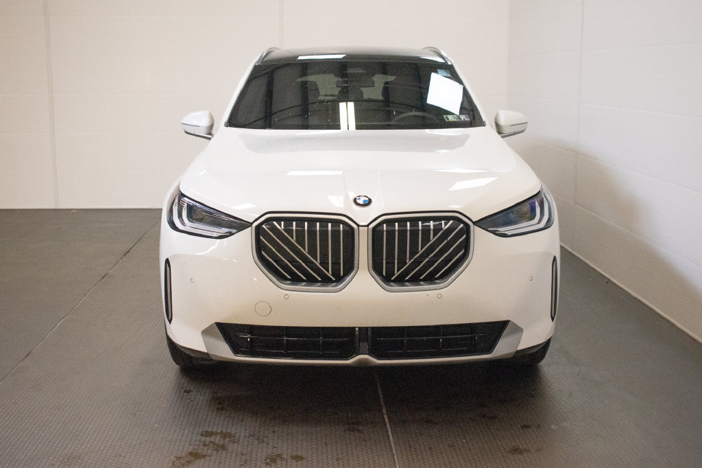 Used 2026 BMW X3 xDrive30i w/ Convenience Package AWD/4WD image 2