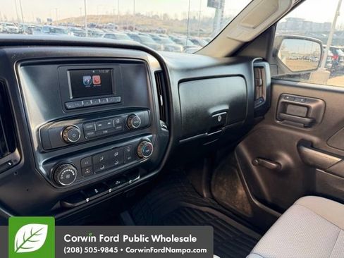 Used 2017 Chevrolet Silverado 1500 W/T w/ Trailering Package image 8