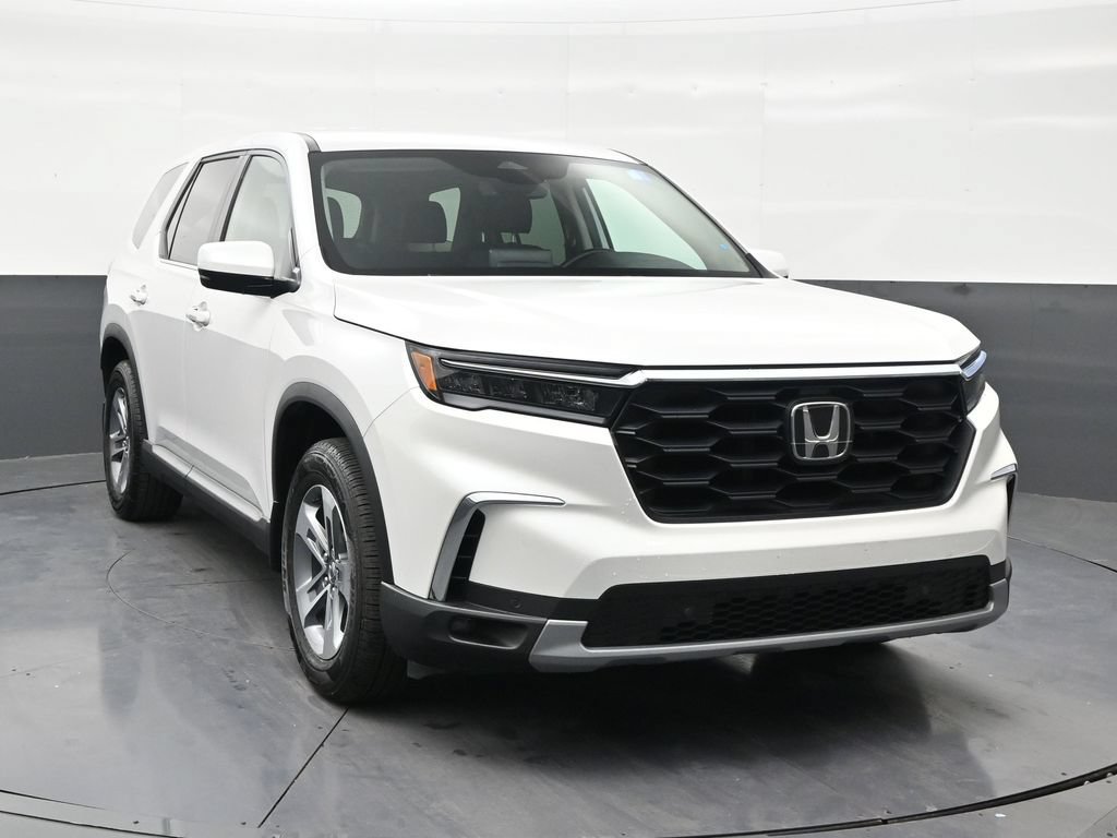 Used 2025 Honda Pilot EX-L image 7