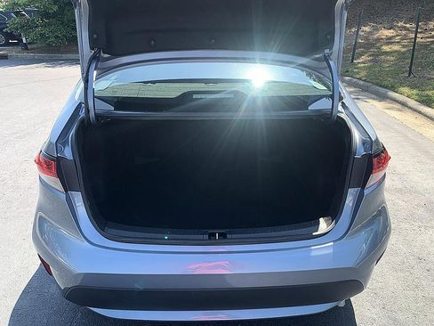 Certified 2022 Toyota Corolla LE FWD image 20