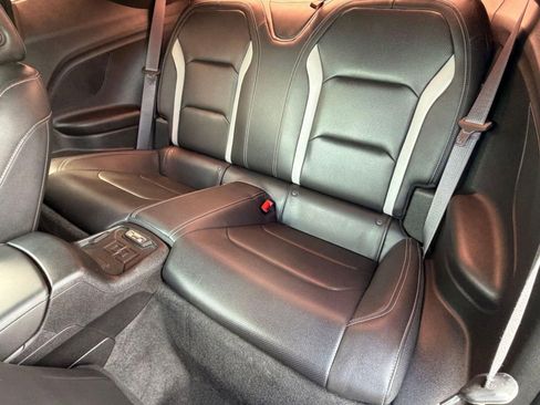 Used 2017 Chevrolet Camaro SS RWD image 18