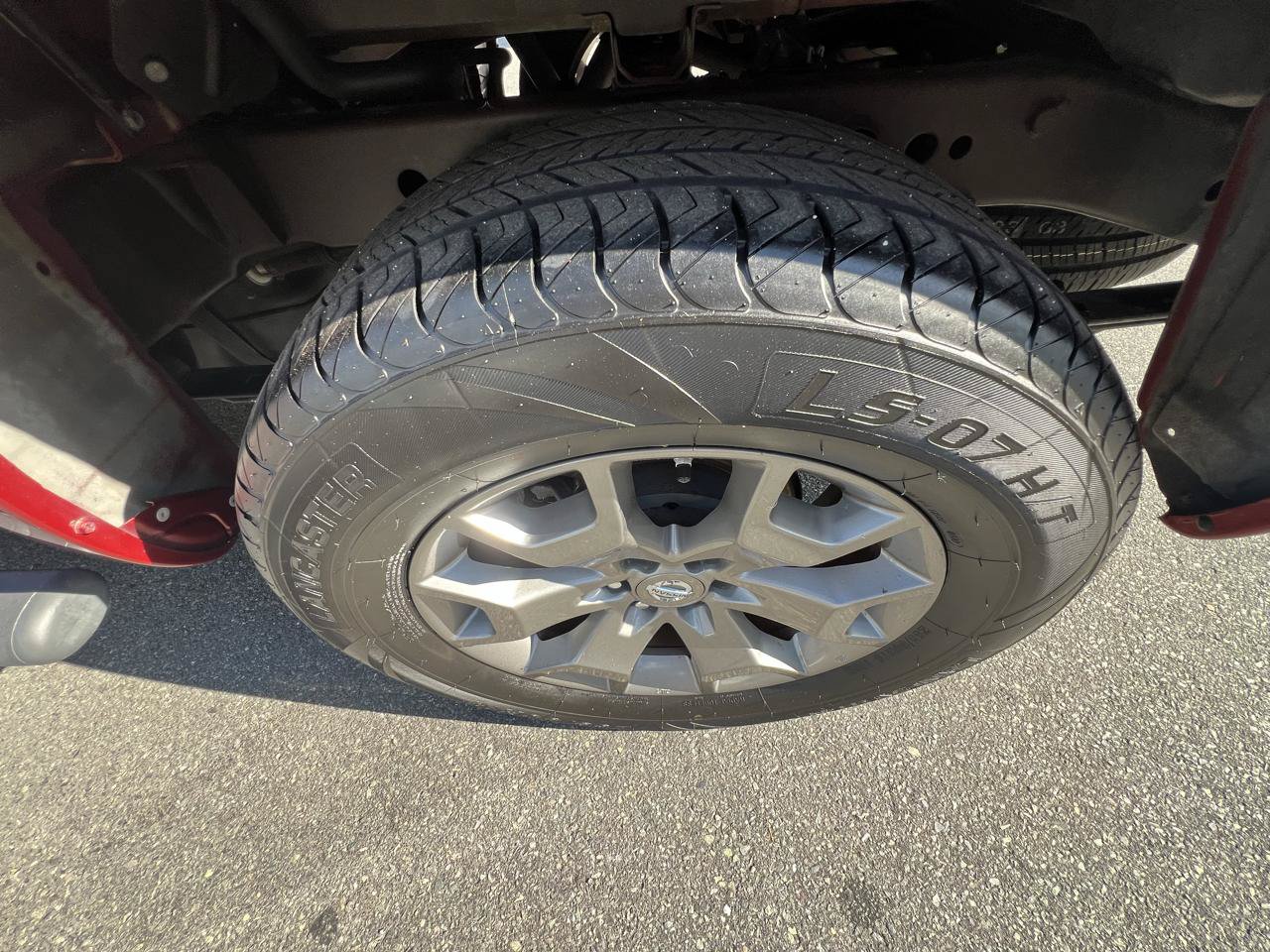 Used 2016 Nissan Frontier SL w/ Moonroof Package RWD image 22