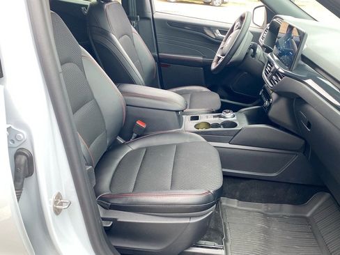 Used 2025 Ford Escape ST-Line w/ Tech Pack #1 image 25