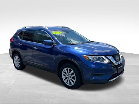 Used 2017 Nissan Rogue SV w/ SV Premium Package AWD/4WD image 10
