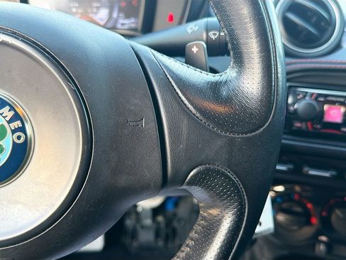 Used 2016 Alfa Romeo 4C Base w/ Convenience Group - Coupe image 27