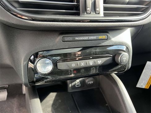 New 2025 Ford Escape ST-Line w/ Equipment Group 301A image 21