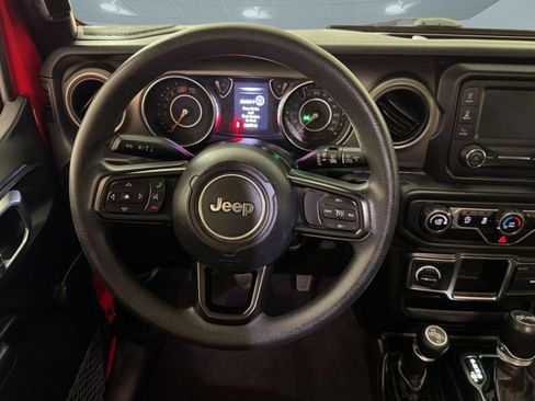 Used 2018 Jeep Wrangler Unlimited Sport AWD/4WD image 25