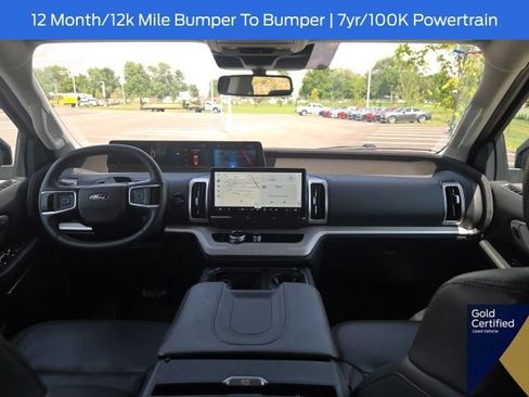 Used 2025 Ford Expedition Active AWD/4WD image 28