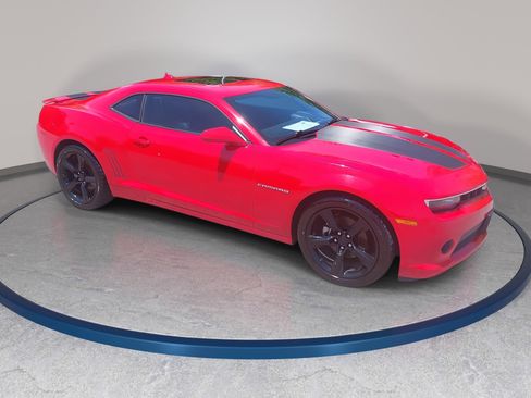 Used 2014 Chevrolet Camaro LT w/ RS Package RWD image 3