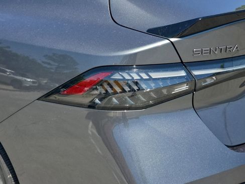 New 2026 Nissan Sentra SR w/ SR Premium Package FWD image 30