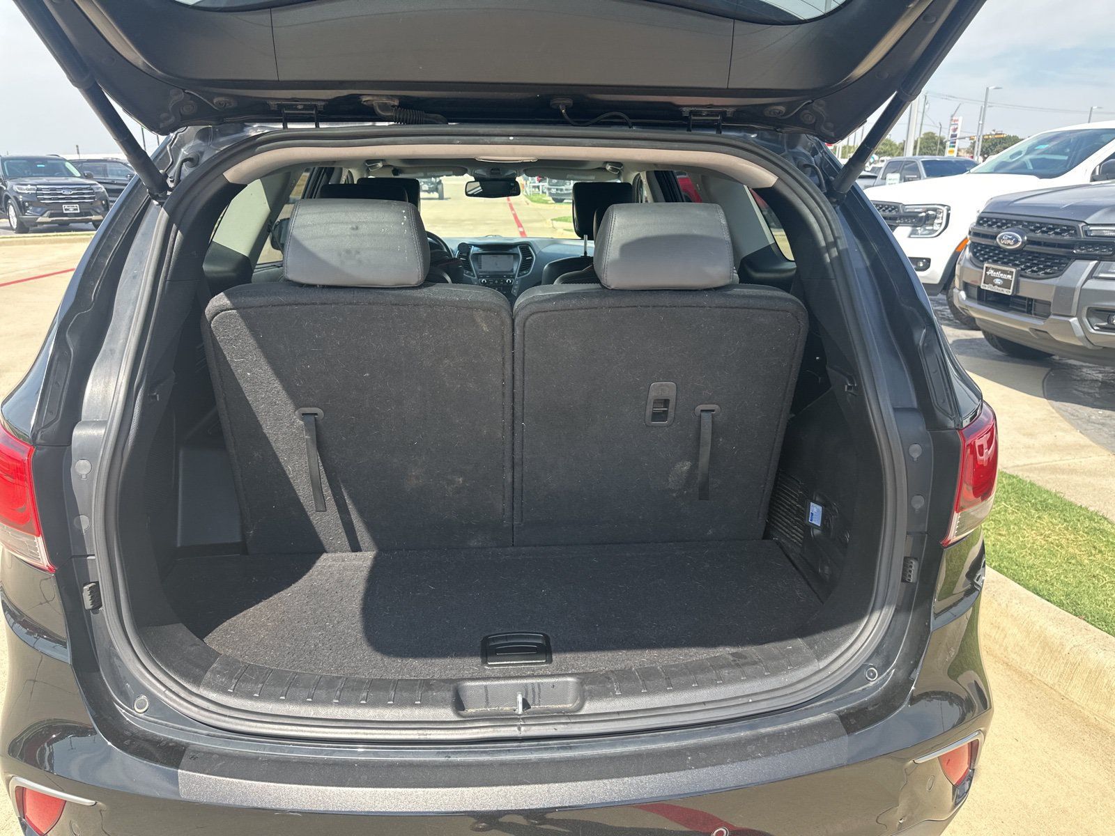 Used 2017 Hyundai Santa Fe Limited w/ Cargo Package AWD/4WD image 30