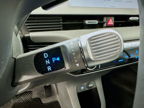 Used 2024 Hyundai Ioniq 5 SEL image 25