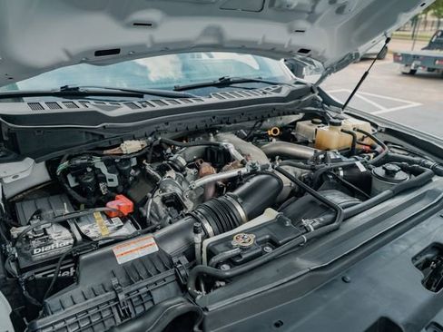 Used 2023 Ford F350 XLT image 31