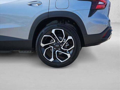 New 2026 Chevrolet Trax RS w/ Driver Confidence Package FWD image 10