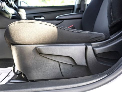 Used 2024 Nissan Sentra SV image 12